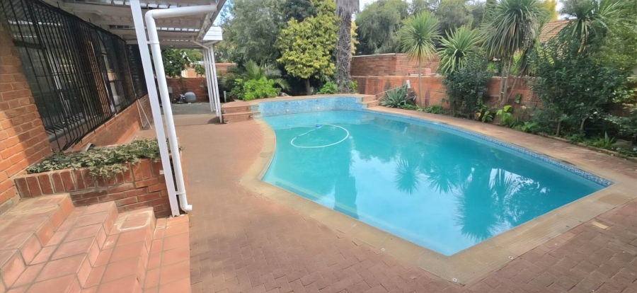 4 Bedroom Property for Sale in Pentagon Park Free State